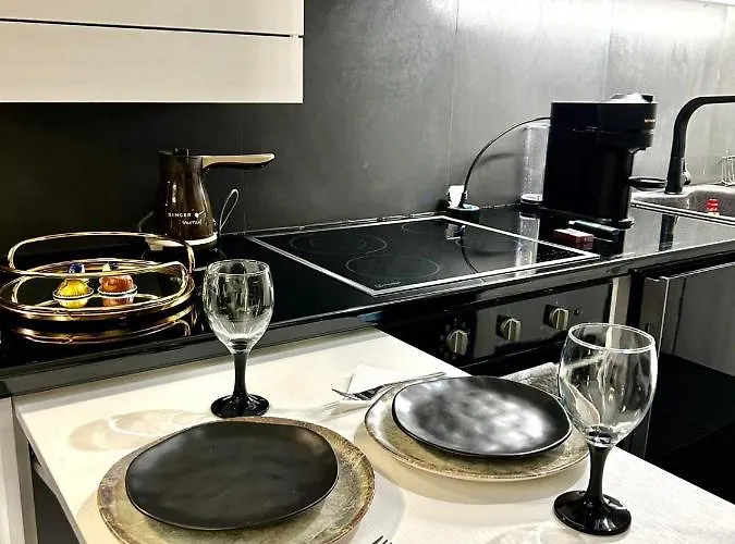 Διαμέρισμα Fifty Shades Of Black Βόλος