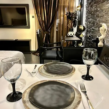 Fifty Shades Of Black Apartment