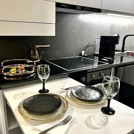 Apartment Fifty Shades Of Black Volos